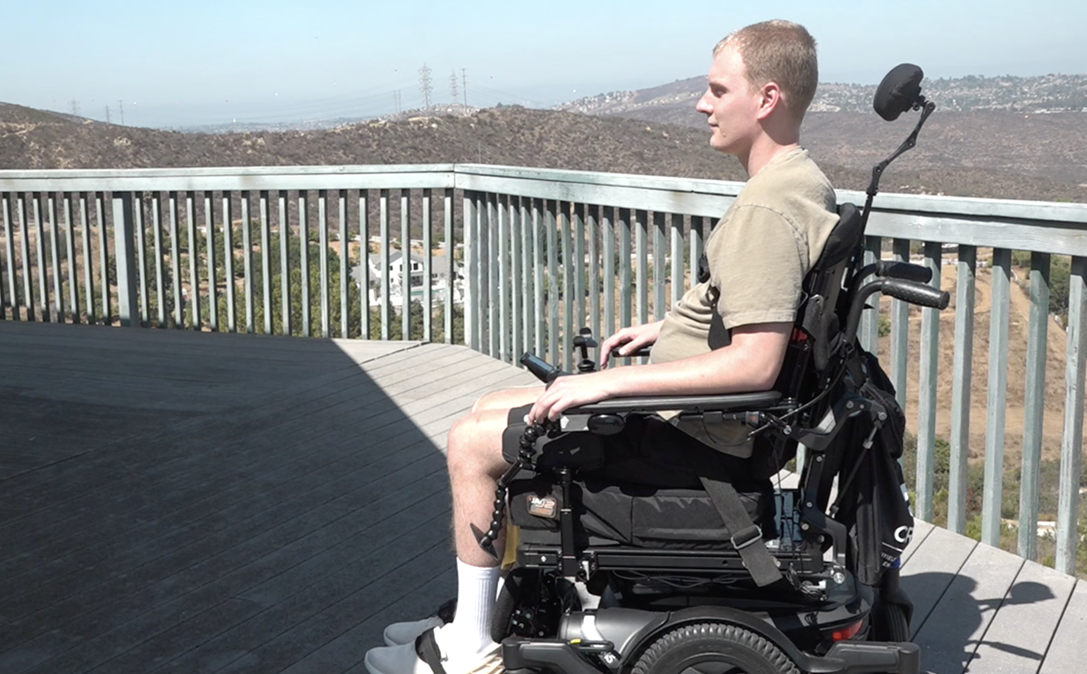 Paralyzed mountain biker says Apple Watch saved his life after crash - Vimarsana News